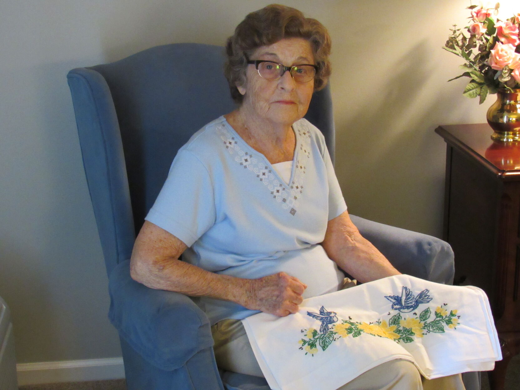SL-Helen Zorbaugh embroidery-HV-2.JPG
